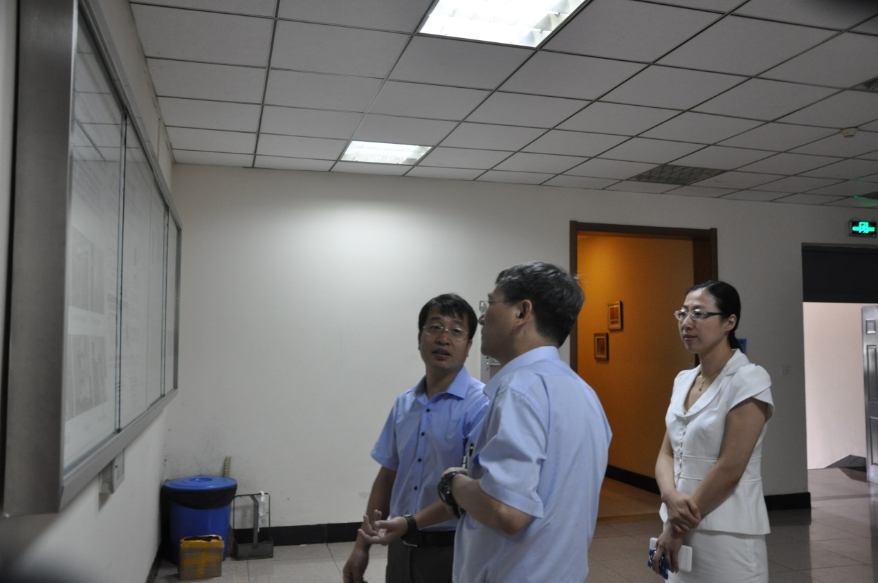 新加坡国立大学洪明辉教授访问长春光机所
