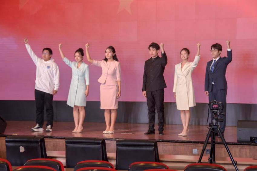 研会启新程，光韵承星志——第二十三届研究生会成立大会暨研究生会干部培训会